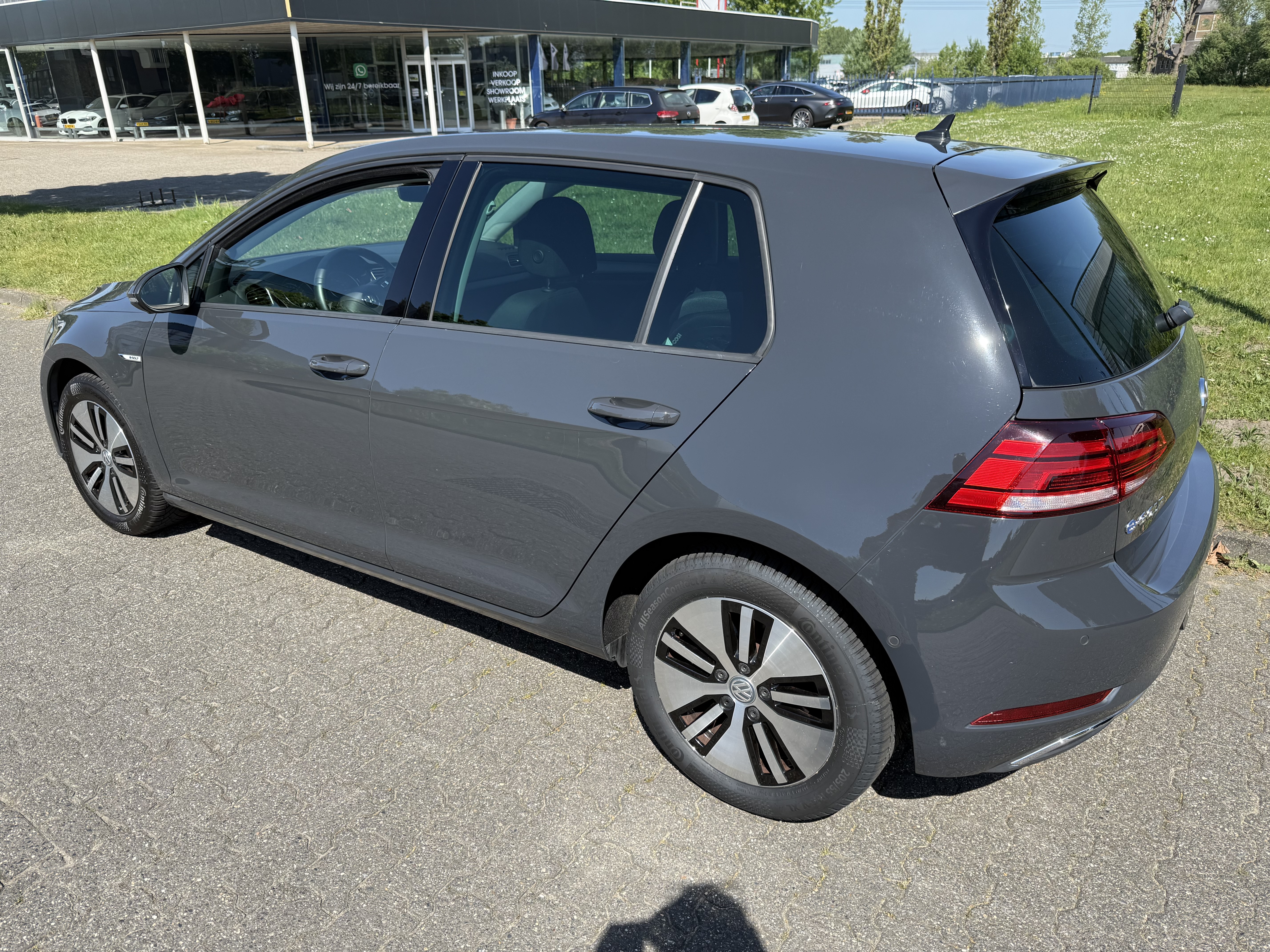 The Volkswagen e-Golf (2018).