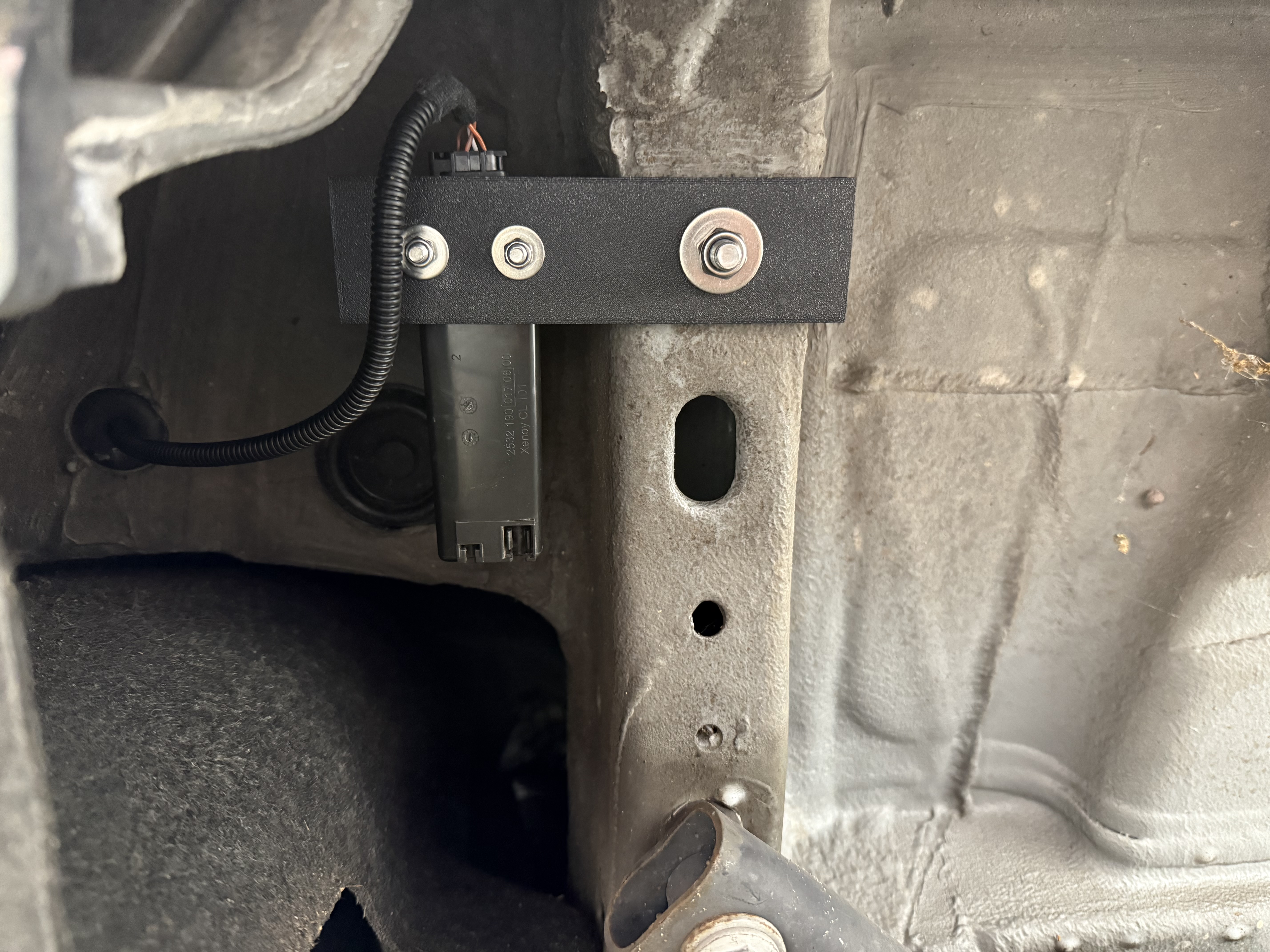 TPMS bracket 2